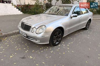 Седан Mercedes-Benz E-Class 2004 в 
