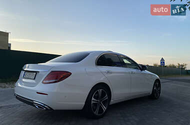 Седан Mercedes-Benz E-Class 2019 в 