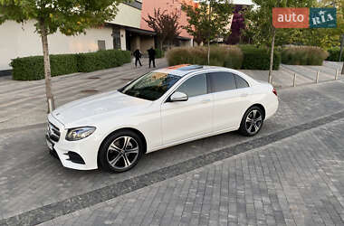 Седан Mercedes-Benz E-Class 2019 в 