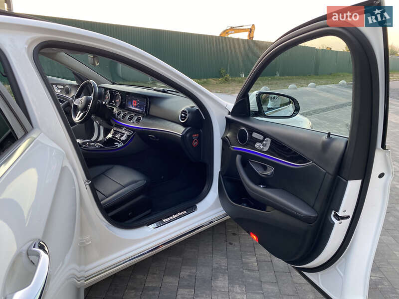 Седан Mercedes-Benz E-Class 2019 в Києві