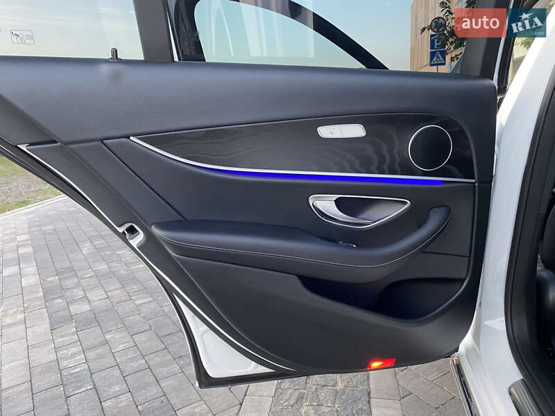Седан Mercedes-Benz E-Class 2019 в Києві