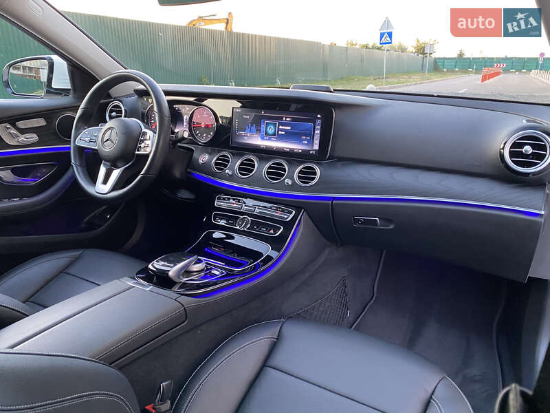 Седан Mercedes-Benz E-Class 2019 в Києві