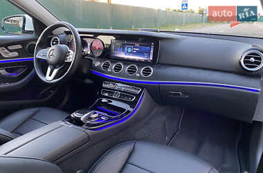 Седан Mercedes-Benz E-Class 2019 в 