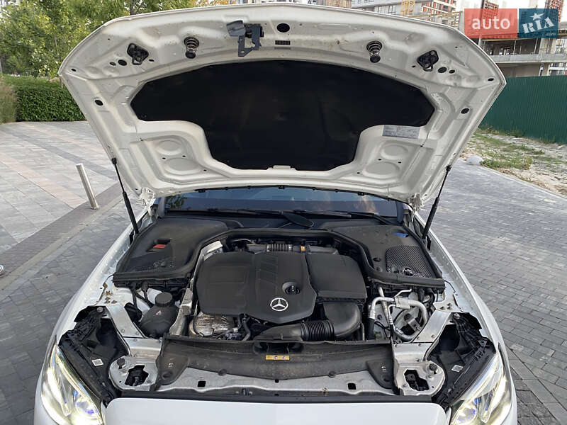 Седан Mercedes-Benz E-Class 2019 в Києві