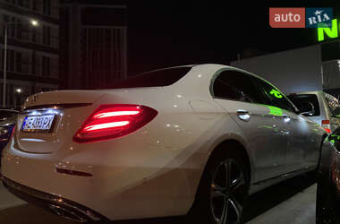 Седан Mercedes-Benz E-Class 2019 в 