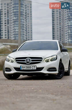 Седан Mercedes-Benz E-Class 2013 в Киеве