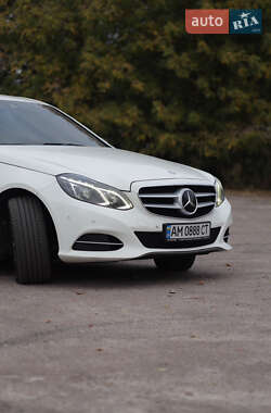 Седан Mercedes-Benz E-Class 2013 в 