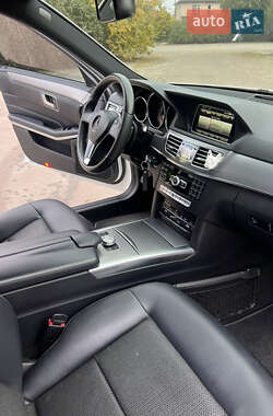 Седан Mercedes-Benz E-Class 2013 в 