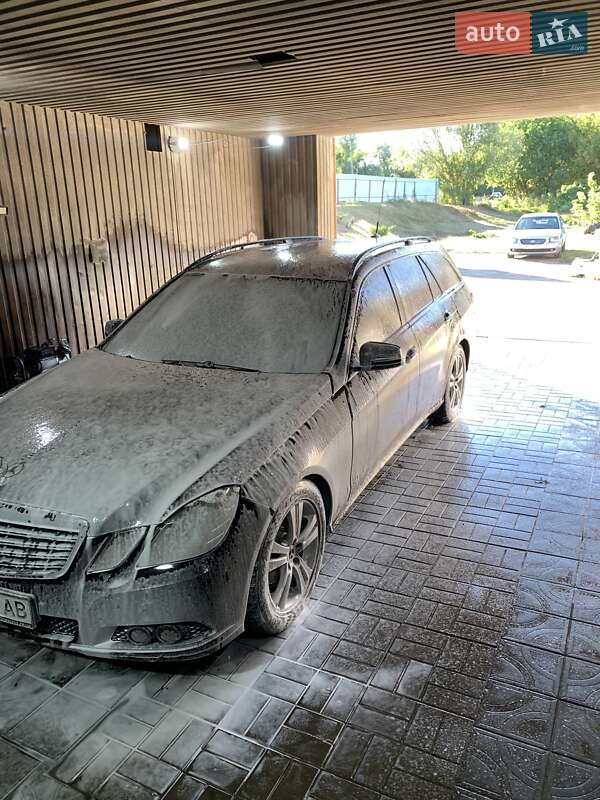 Універсал Mercedes-Benz E-Class 2011 в Дніпрі фото Універсал Mercedes-Benz E-Class 2011 в Дніпрі