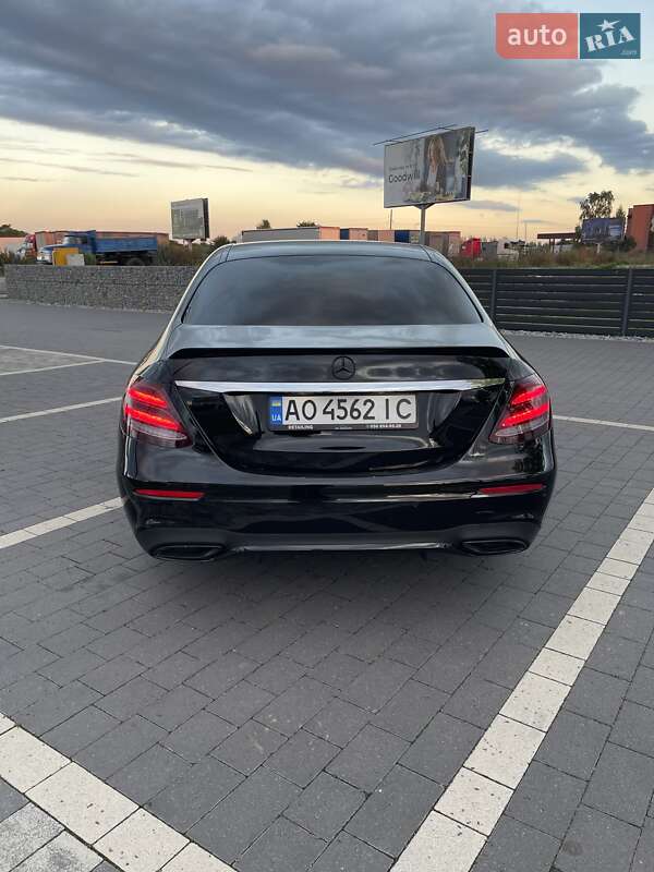 Седан Mercedes-Benz E-Class 2016 в Мукачево фото 13 Седан Mercedes-Benz E-Class 2016 в Мукачево