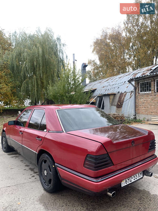 Седан Mercedes-Benz E-Class 1994 в Хмельницькому