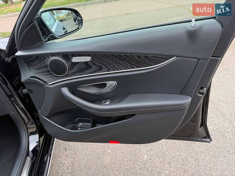 Седан Mercedes-Benz E-Class 2019 в Черкасах фото 11 Седан Mercedes-Benz E-Class 2019 в Черкасах
