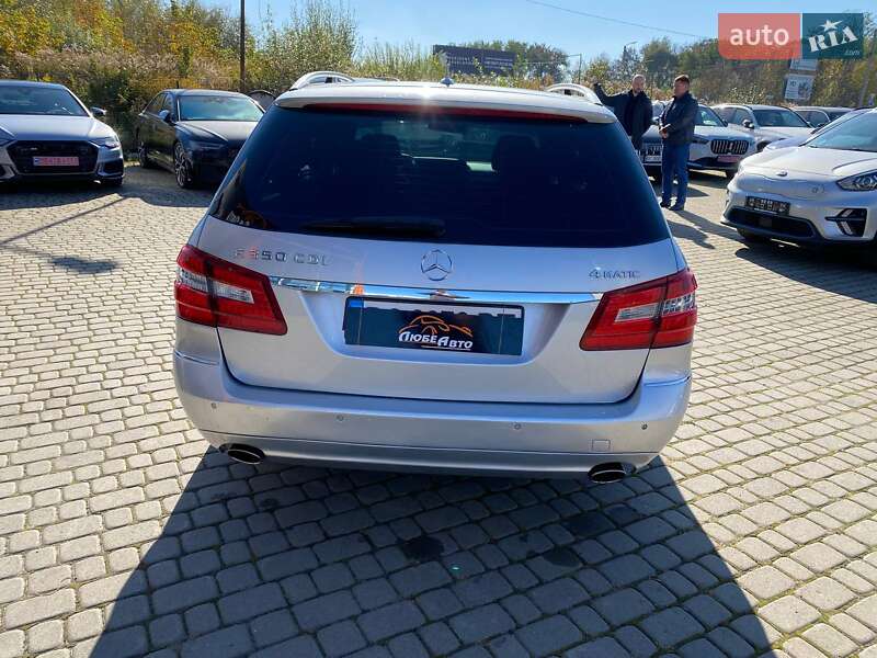 Универсал Mercedes-Benz E-Class 2010 в Львове