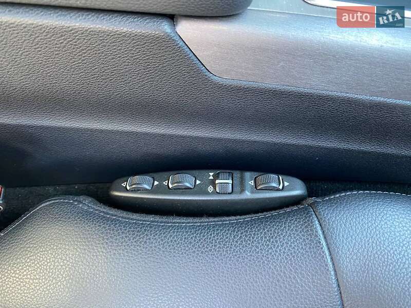 Универсал Mercedes-Benz E-Class 2010 в Львове