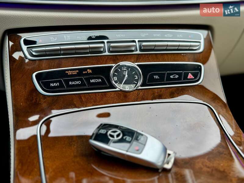 Седан Mercedes-Benz E-Class 2020 в Києві