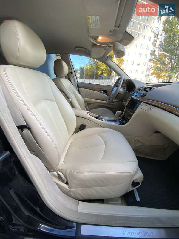 Седан Mercedes-Benz E-Class 2005 в Вараші фото 18 Седан Mercedes-Benz E-Class 2005 в Вараші
