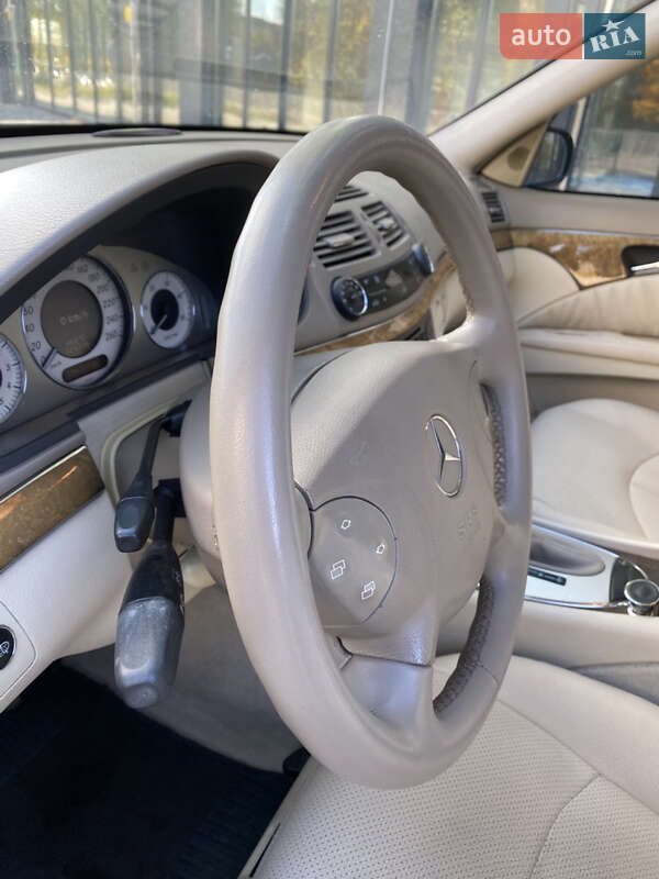 Седан Mercedes-Benz E-Class 2005 в Вараші фото 21 Седан Mercedes-Benz E-Class 2005 в Вараші