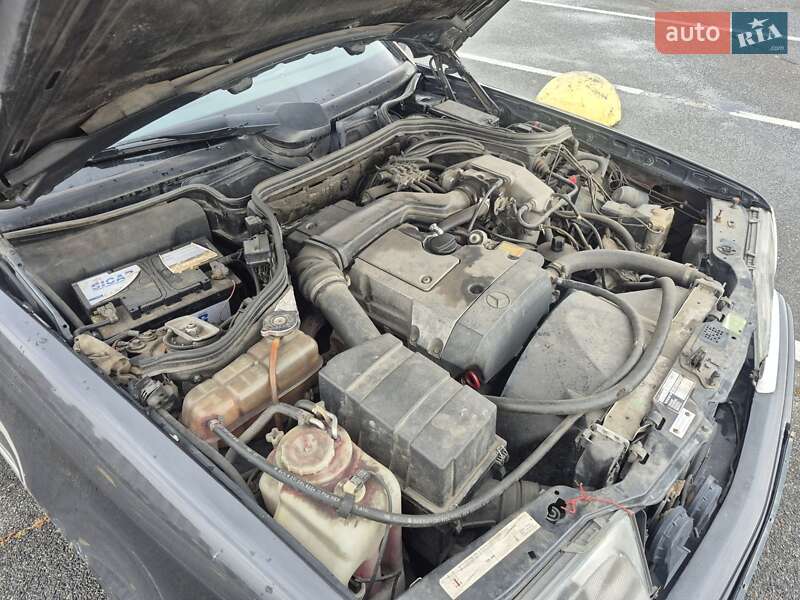 Седан Mercedes-Benz E-Class 1993 в Києві фото 2 Седан Mercedes-Benz E-Class 1993 в Києві