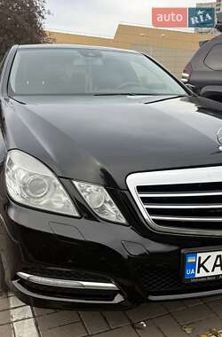Седан Mercedes-Benz E-Class 2012 в 