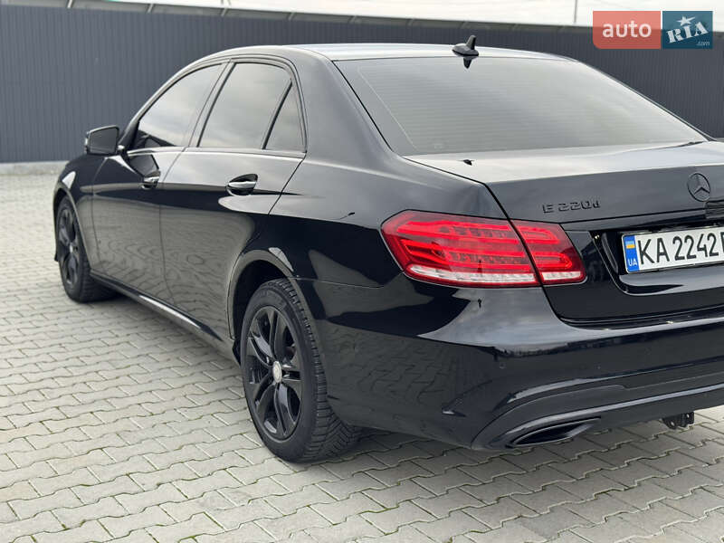 Седан Mercedes-Benz E-Class 2013 в Летичеве