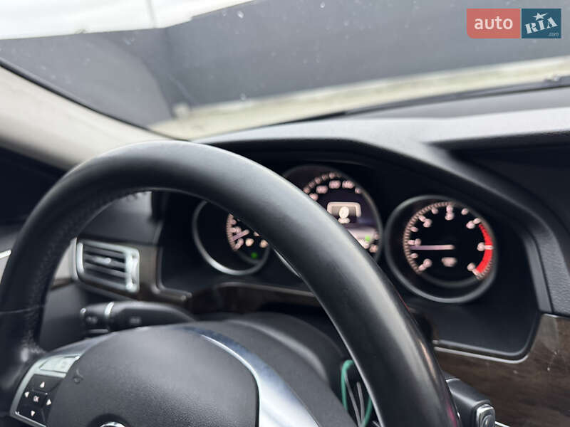 Седан Mercedes-Benz E-Class 2013 в Летичеве