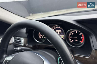 Седан Mercedes-Benz E-Class 2013 в 