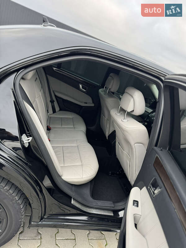 Седан Mercedes-Benz E-Class 2013 в Летичеве