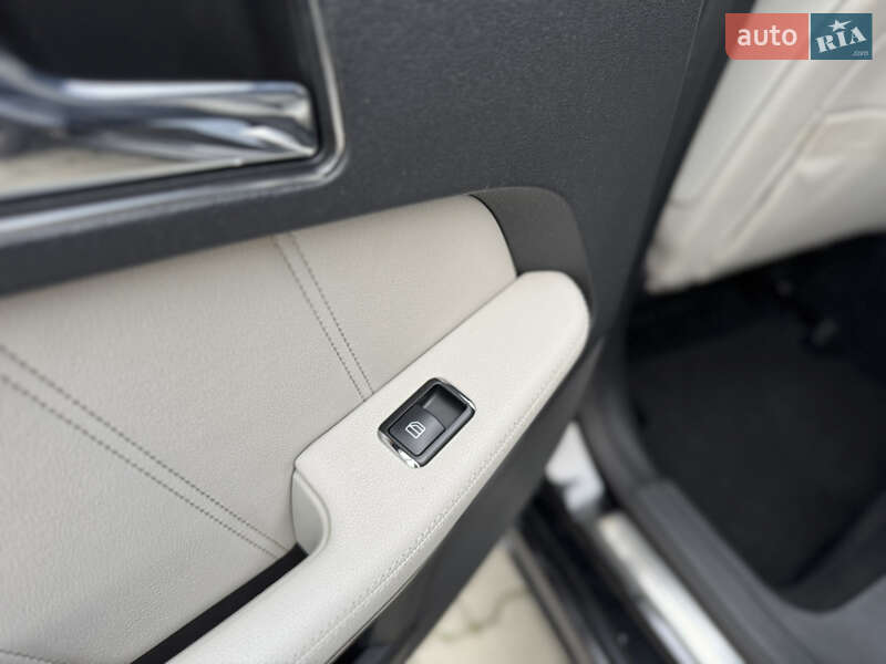 Седан Mercedes-Benz E-Class 2013 в Летичеве