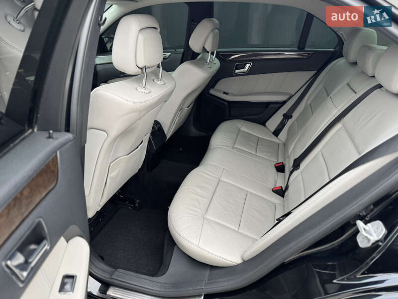 Седан Mercedes-Benz E-Class 2013 в Летичеве