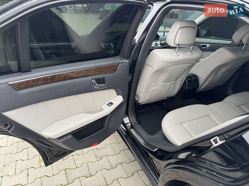 Седан Mercedes-Benz E-Class 2013 в Летичеве