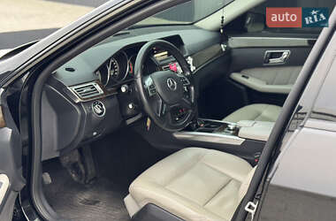 Седан Mercedes-Benz E-Class 2013 в 