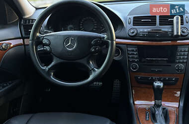 Седан Mercedes-Benz E-Class 2007 в 