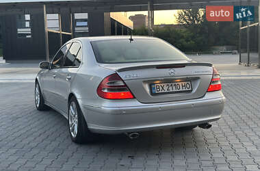 Седан Mercedes-Benz E-Class 2004 в  фото 3 Седан Mercedes-Benz E-Class 2004 в