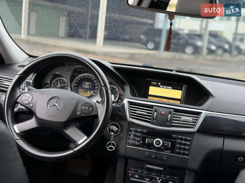 Седан Mercedes-Benz E-Class 2011 в Ромнах фото 18 Седан Mercedes-Benz E-Class 2011 в Ромнах