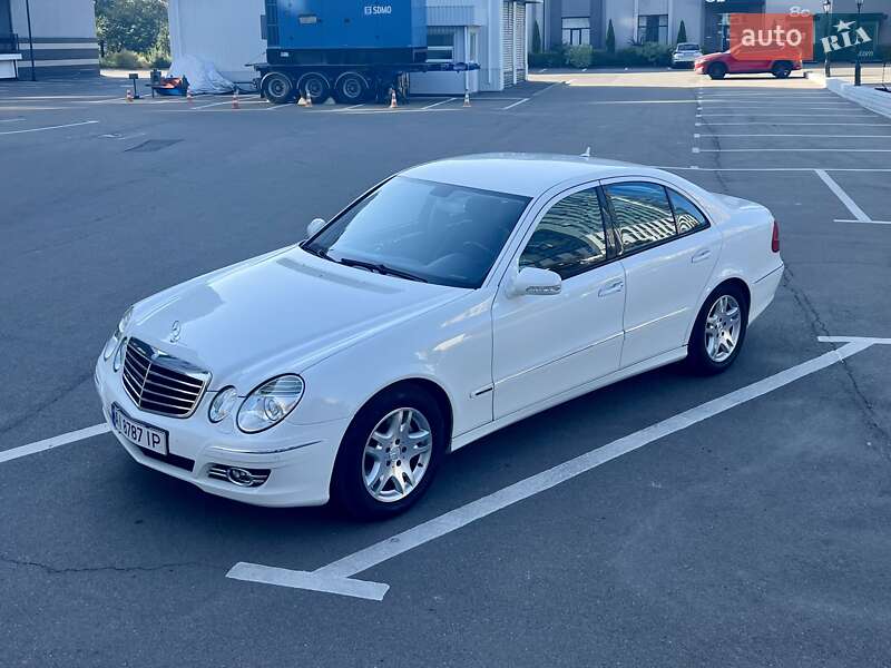 Mercedes-Benz E-Class 2009 Mercedes-Benz E-Class 2009