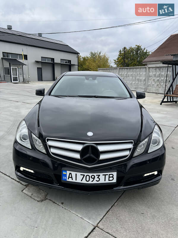 Купе Mercedes-Benz E-Class 2010 в Білій Церкві фото 3 Купе Mercedes-Benz E-Class 2010 в Білій Церкві