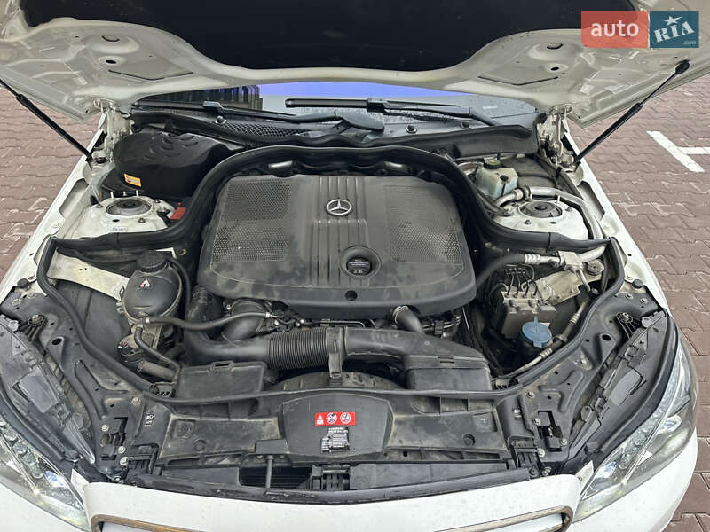 Седан Mercedes-Benz E-Class 2015 в Киеве фото 36 Седан Mercedes-Benz E-Class 2015 в Киеве
