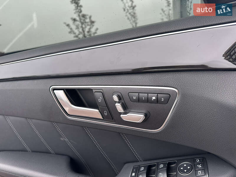 Седан Mercedes-Benz E-Class 2015 в Киеве фото 45 Седан Mercedes-Benz E-Class 2015 в Киеве