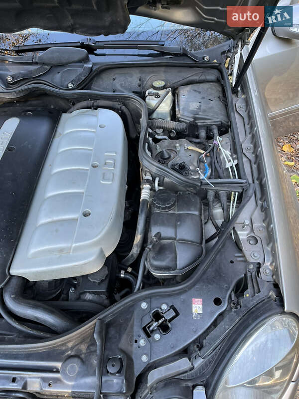 Седан Mercedes-Benz E-Class 2003 в Черновцах фото 46 Седан Mercedes-Benz E-Class 2003 в Черновцах