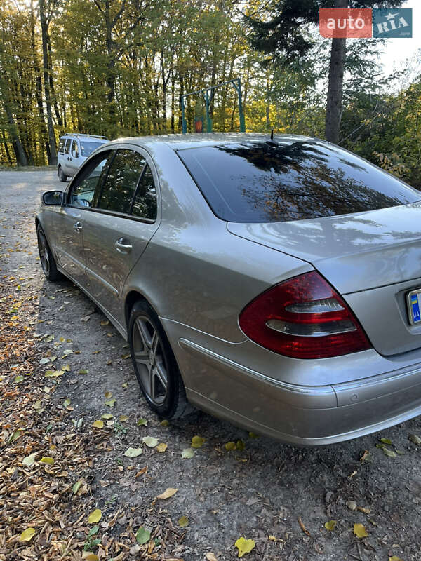 Седан Mercedes-Benz E-Class 2003 в Черновцах фото 54 Седан Mercedes-Benz E-Class 2003 в Черновцах