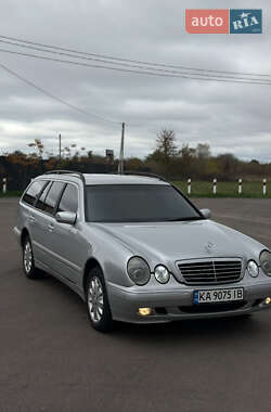 Универсал Mercedes-Benz E-Class 2002 в  фото 2 Универсал Mercedes-Benz E-Class 2002 в