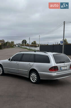 Универсал Mercedes-Benz E-Class 2002 в  фото 11 Универсал Mercedes-Benz E-Class 2002 в