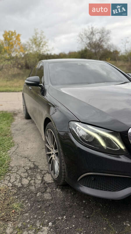 Седан Mercedes-Benz E-Class 2017 в Києві фото 3 Седан Mercedes-Benz E-Class 2017 в Києві