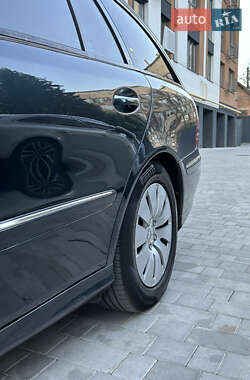 Универсал Mercedes-Benz E-Class 2003 в  фото 16 Универсал Mercedes-Benz E-Class 2003 в