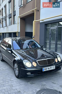 Универсал Mercedes-Benz E-Class 2003 в  фото 24 Универсал Mercedes-Benz E-Class 2003 в