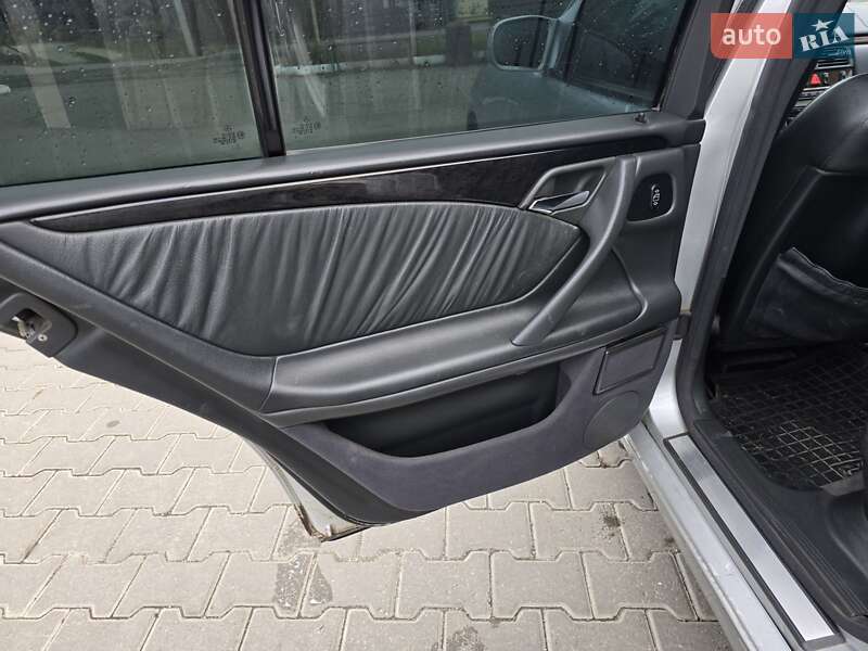 Універсал Mercedes-Benz E-Class 2000 в Хмельницькому