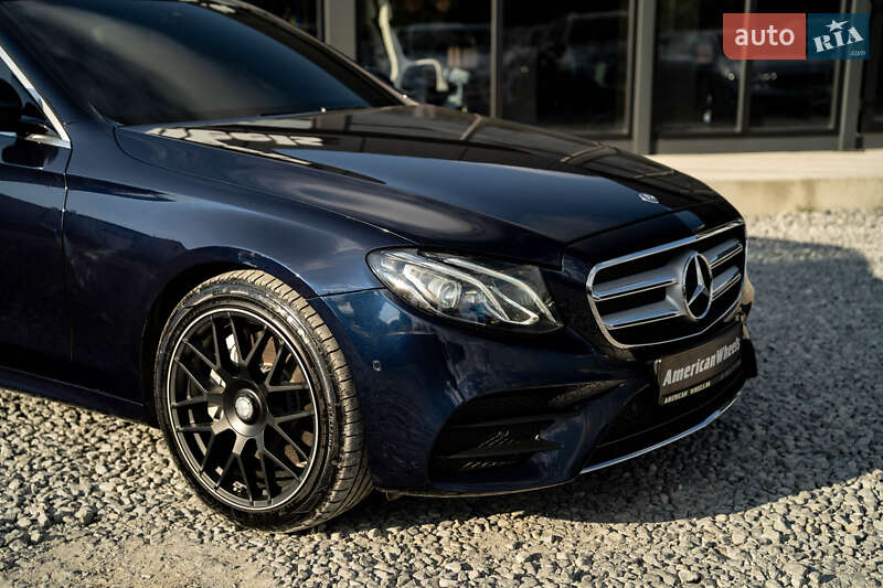Седан Mercedes-Benz E-Class 2016 в Черновцах