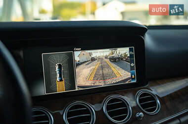 Седан Mercedes-Benz E-Class 2016 в  фото 33 Седан Mercedes-Benz E-Class 2016 в