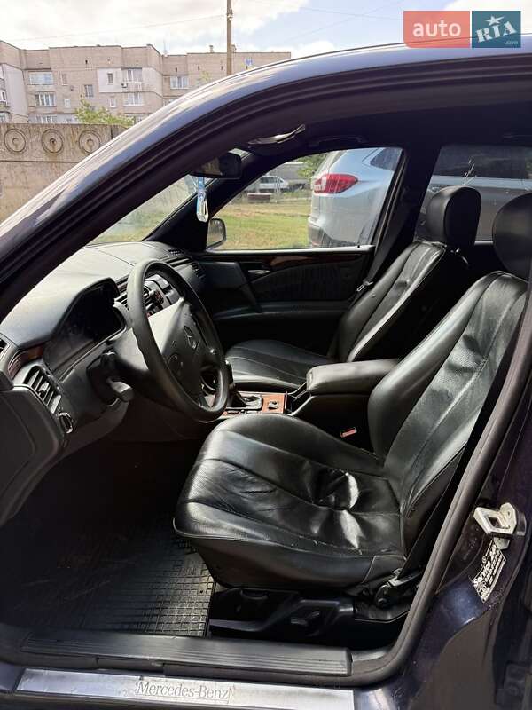 Седан Mercedes-Benz E-Class 1999 в Синельниковому фото 4 Седан Mercedes-Benz E-Class 1999 в Синельниковому