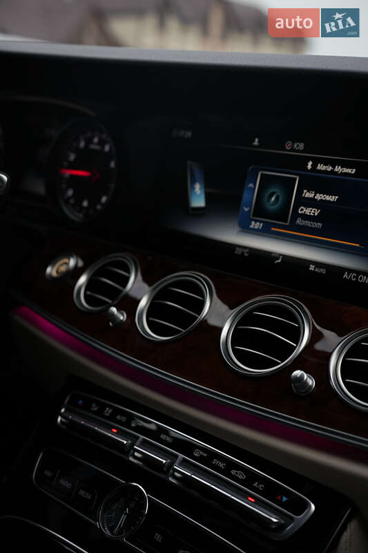 Седан Mercedes-Benz E-Class 2018 в Тернополе фото 100 Седан Mercedes-Benz E-Class 2018 в Тернополе